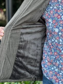 Ariat Crius Crocodile Insulated Jacket -Guadalajara Western Wear IMG 1280 2b8f7f7d 37be 44e6 b088 2372819fb0a8