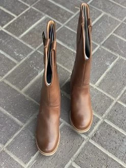 Dingo Brown Homestead Fashion Women Round Toe Boot -Guadalajara Western Wear IMG 3278 c92f68e0 d158 497b 8789 399a3ef6afd1