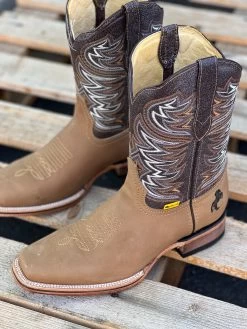 Light Brown Semi Wide Square Toe Cowboy Boots -Guadalajara Western Wear IMG 3659