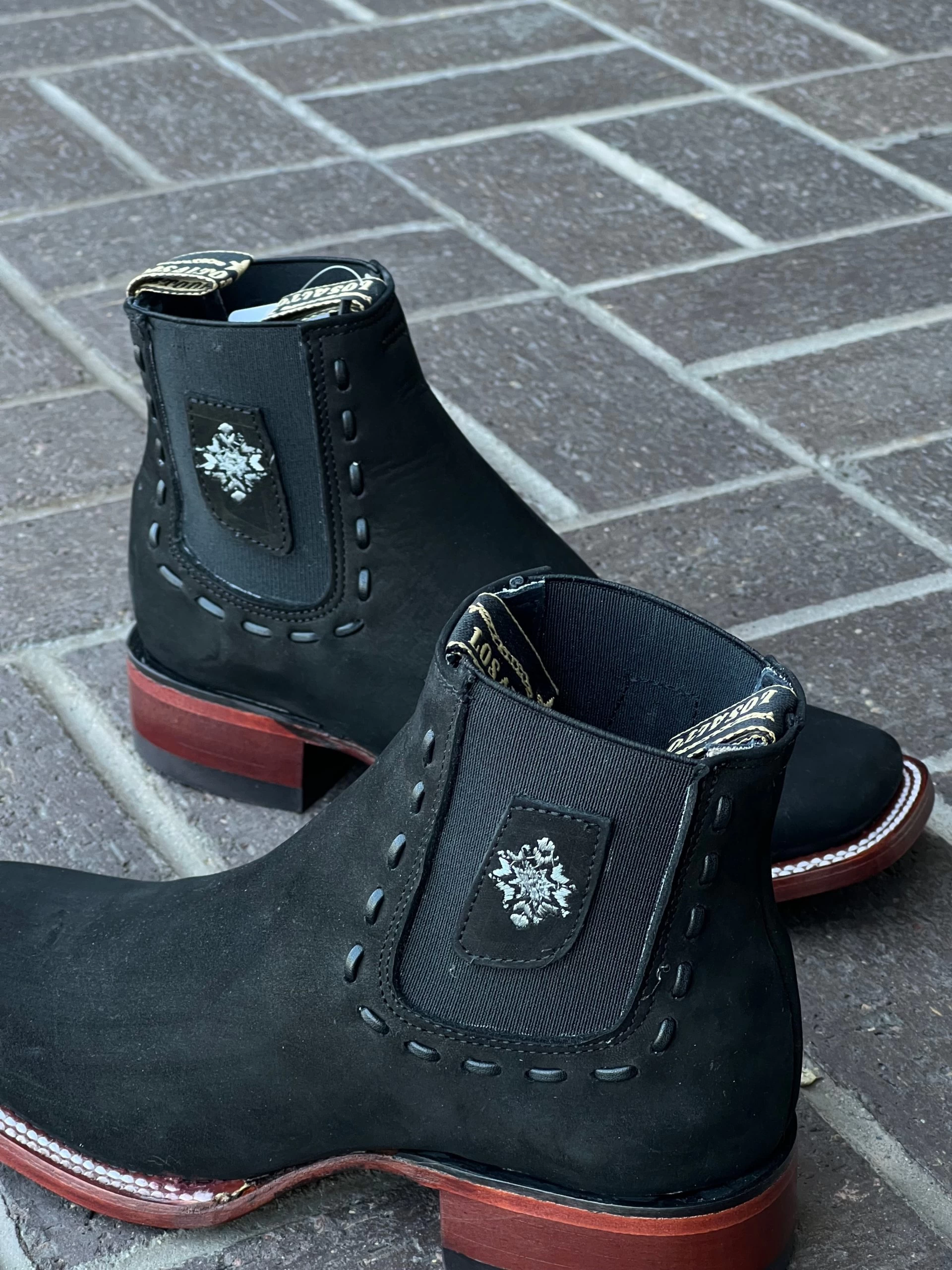 Los Altos Aztec Nobuck Negro Botin Cuadrado Para Dama 4 Los Altos Aztec Nobuck Negro Botin Cuadrado Para Dama - Image 2