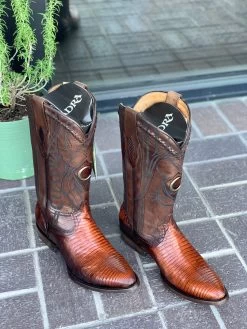 Cuadra Antique Honey Lizard Semi Oval Toe Cowboy Boots 13 Cuadra Antique Honey Lizard Semi Oval Toe Cowboy Boots -Guadalajara Western Wear IMG 7961 34cb6af9 9145 4933 b707 9f856dc48436