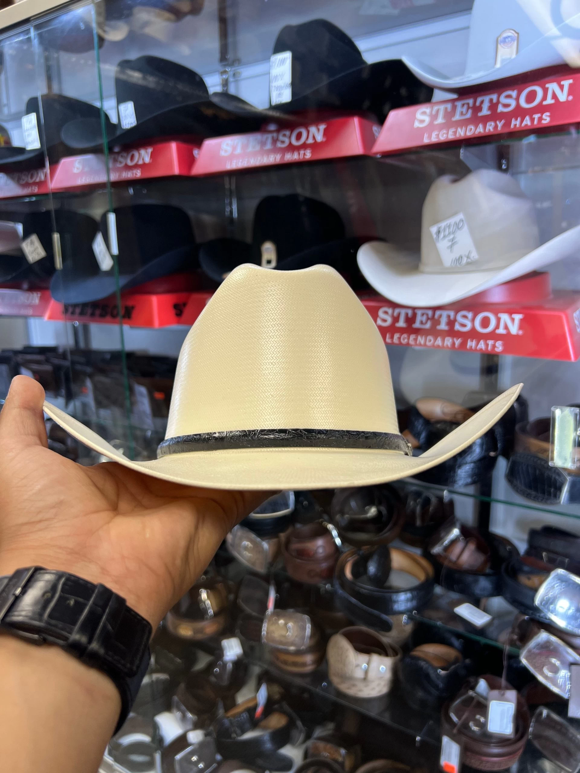 Cuernos Chuecos 150x Chaparral (Copa Chica Falda 3.5") Toquilla Negro 4 Cuernos Chuecos 150x Chaparral (Copa Chica Falda 3.5") Toquilla Negro - Image 2